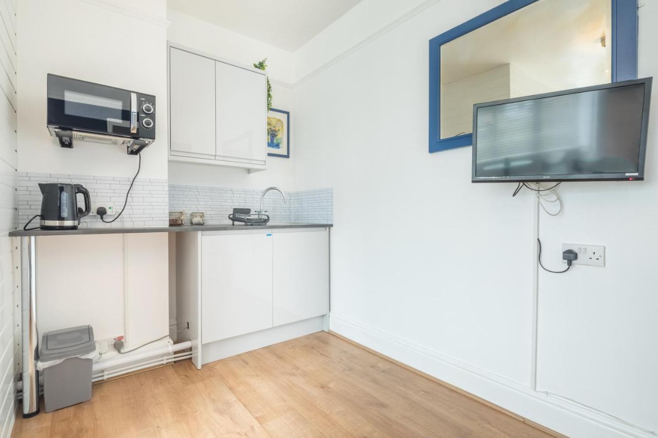 Private Room 4 With Kitchenette By Cb Stays No Minimum Stays Кембридж Экстерьер фото